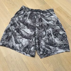 Lululemon Pace Breaker Linerless Shorts 7”